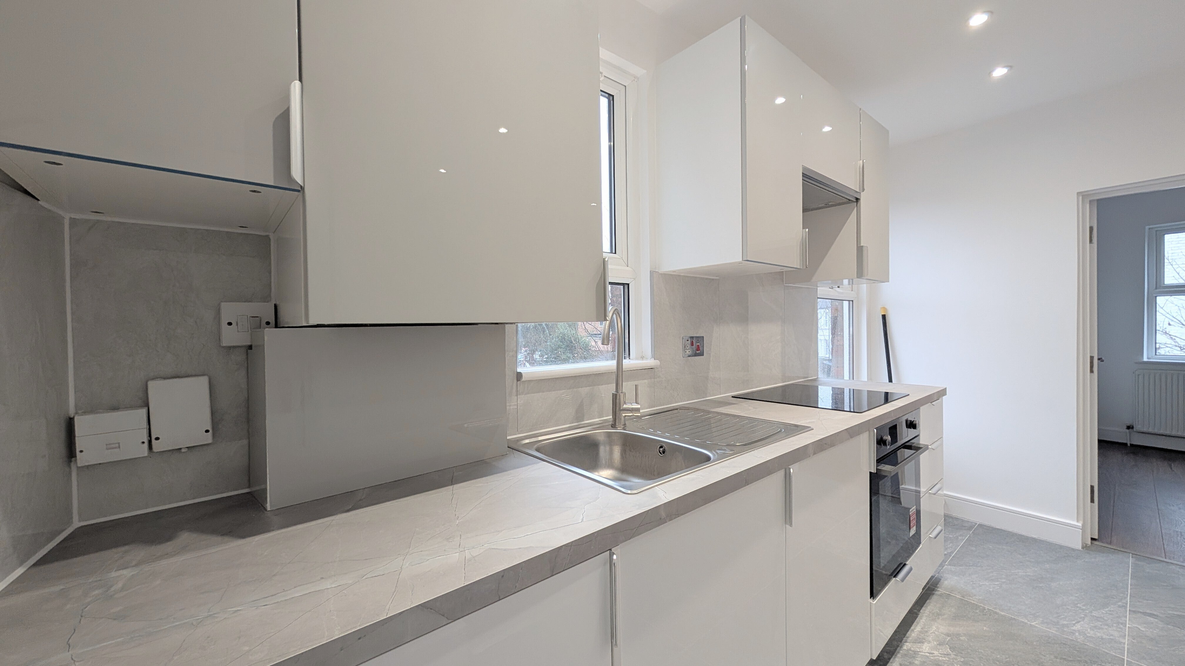 Flat Welldon Crescent in Greater London