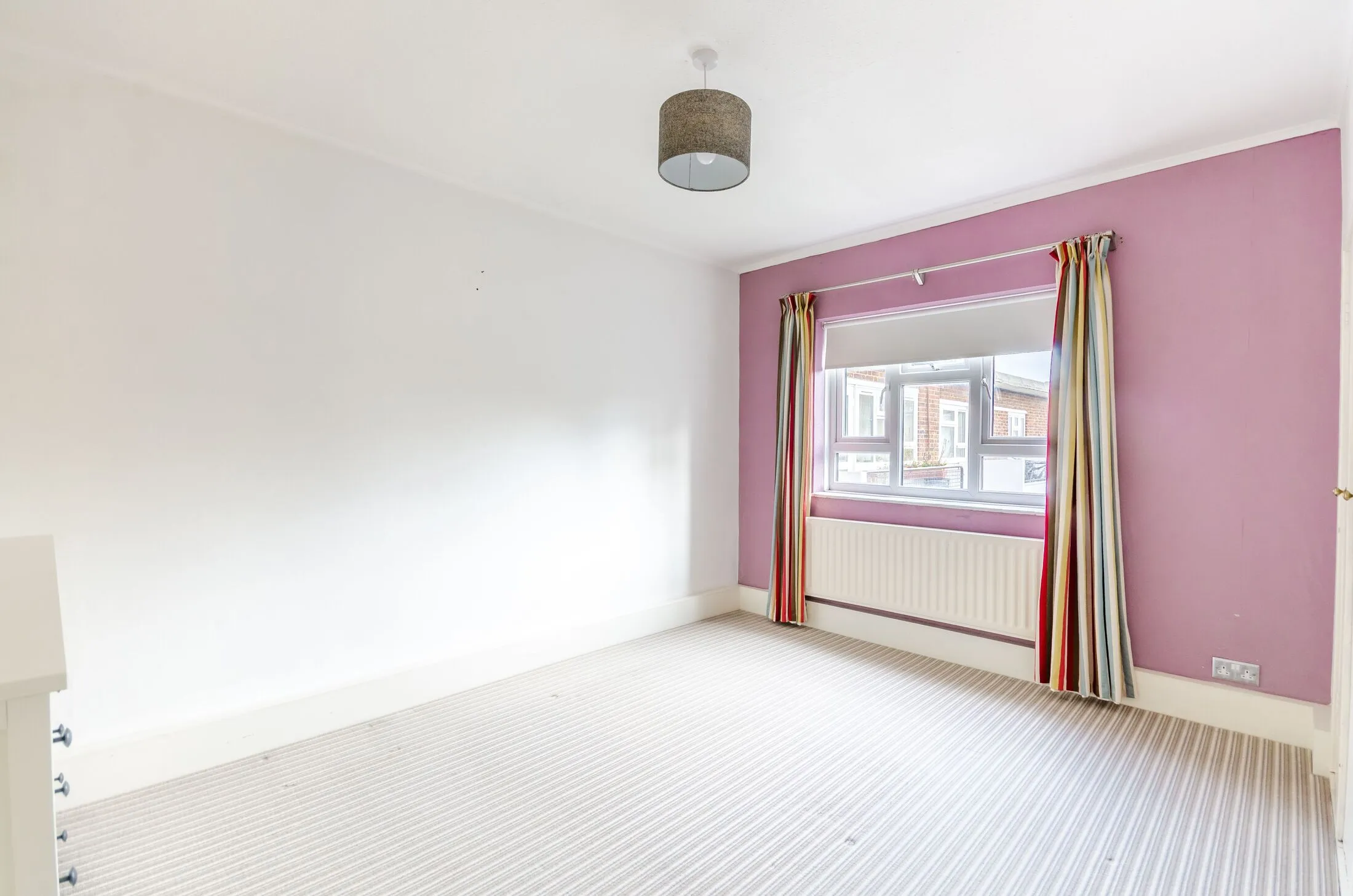 Flat Randall Close in Greater London