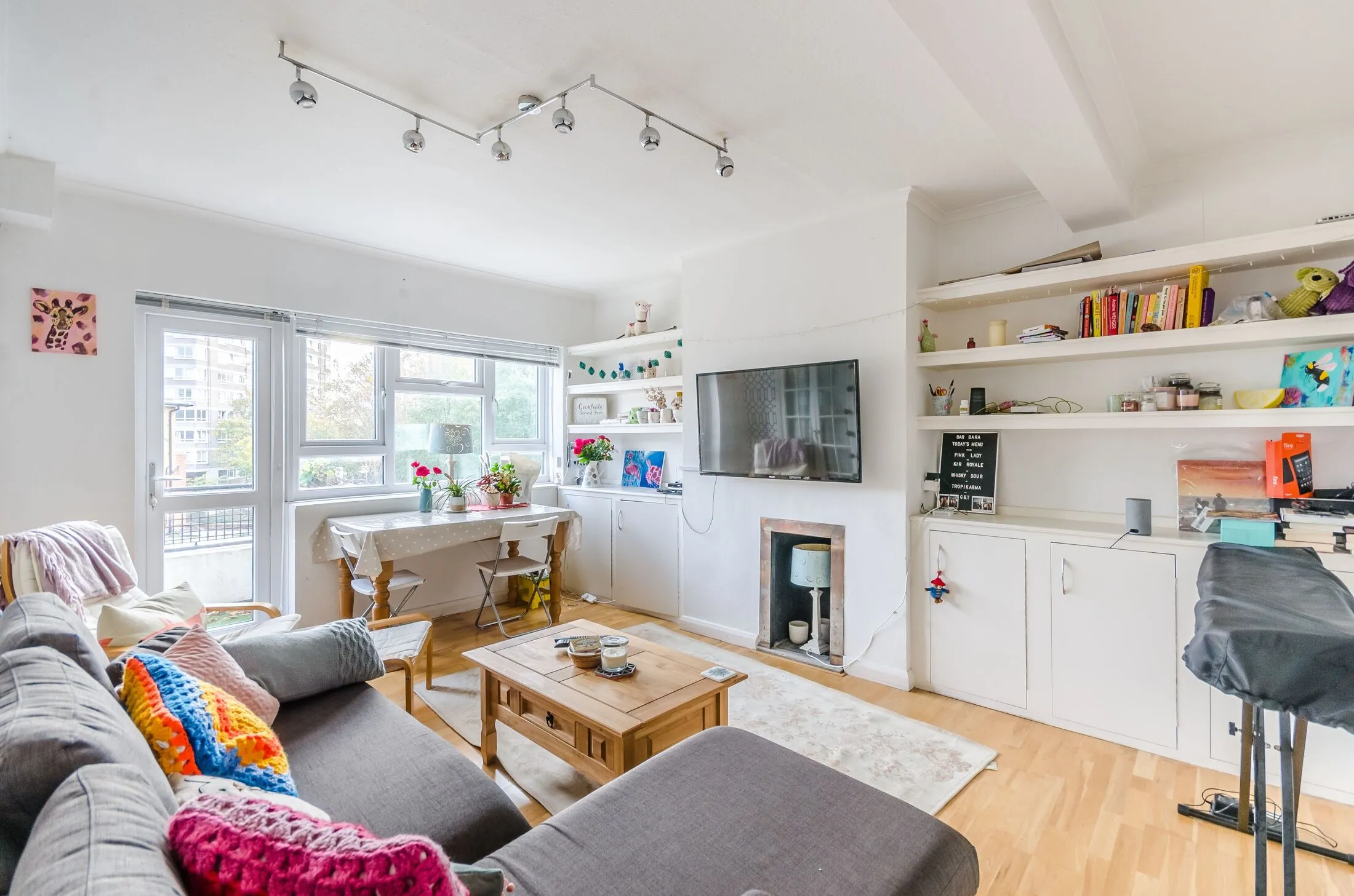 Flat Randall Close in Greater London