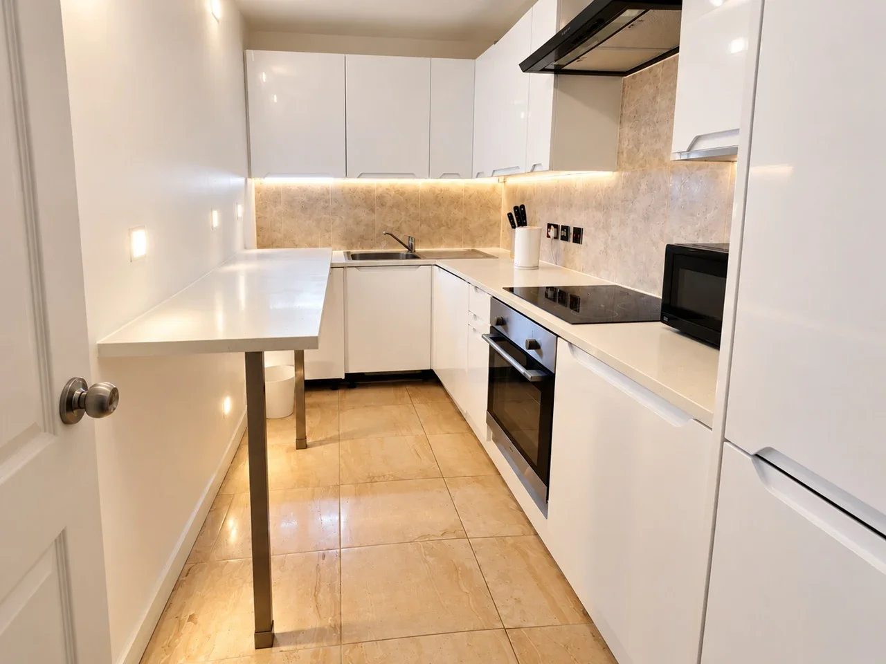Flat Otter Close in Greater London