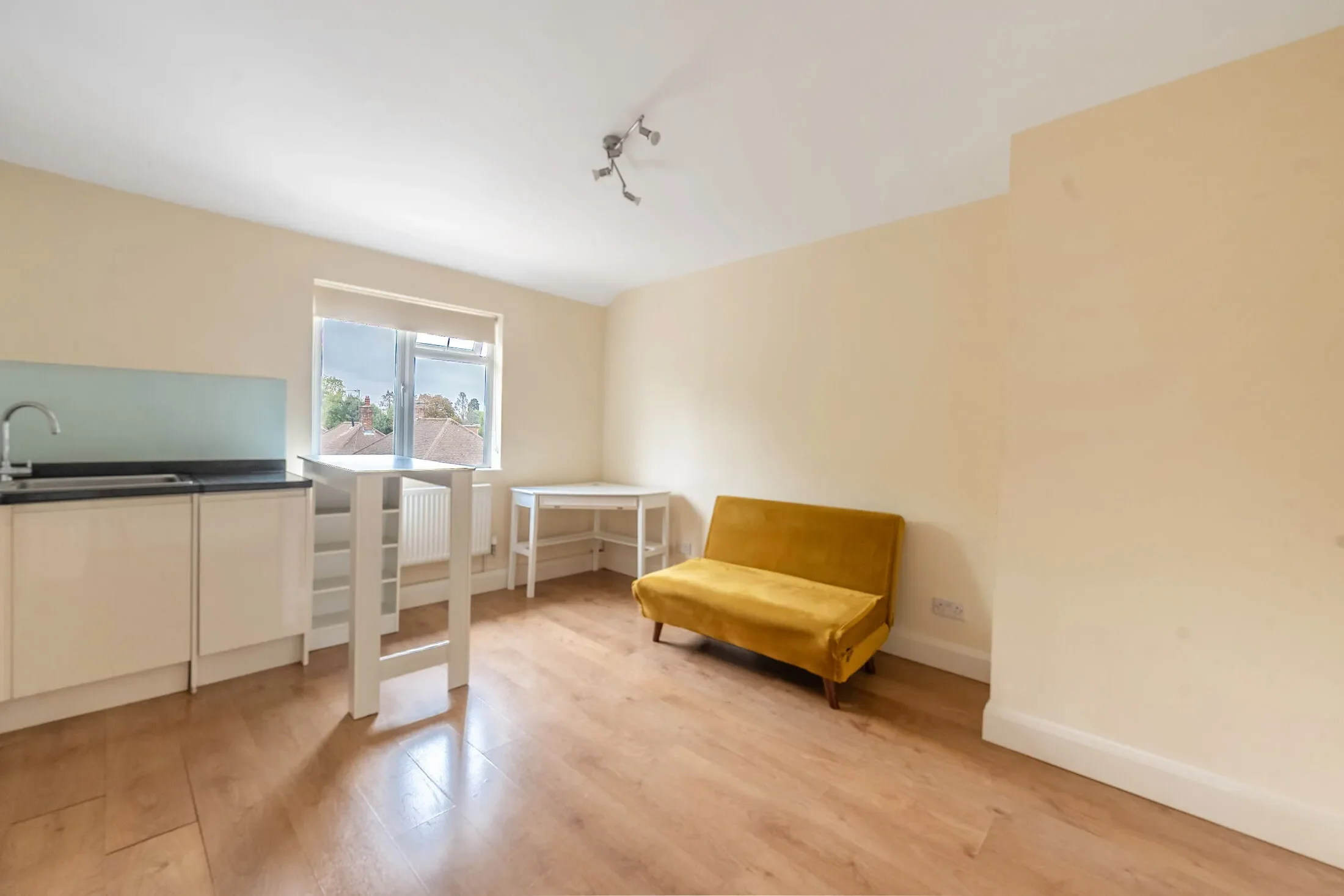 Flat Tilbury Close in Greater London