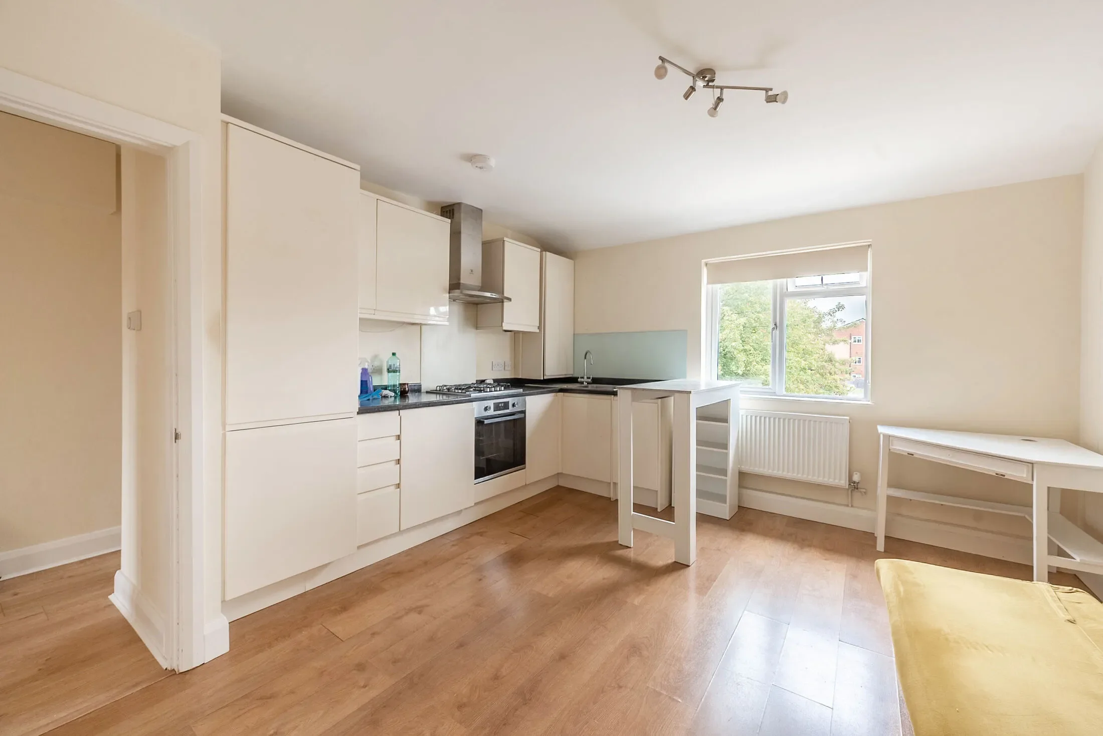 Flat Tilbury Close in Greater London