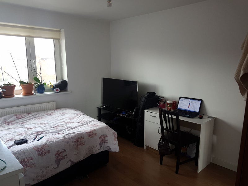 Room Thorne Street in Greater London