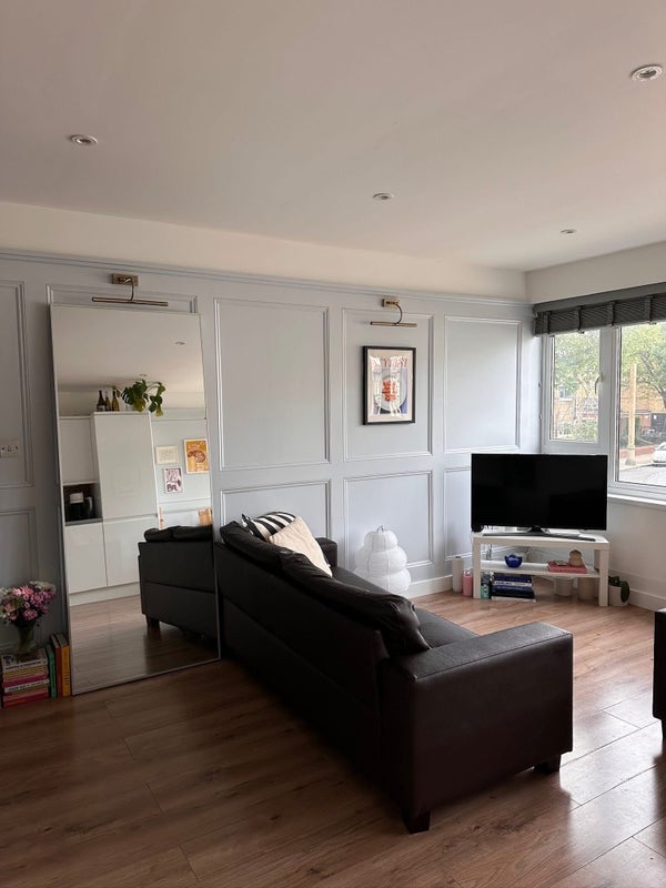 Room Shuttleworth Road in Greater London