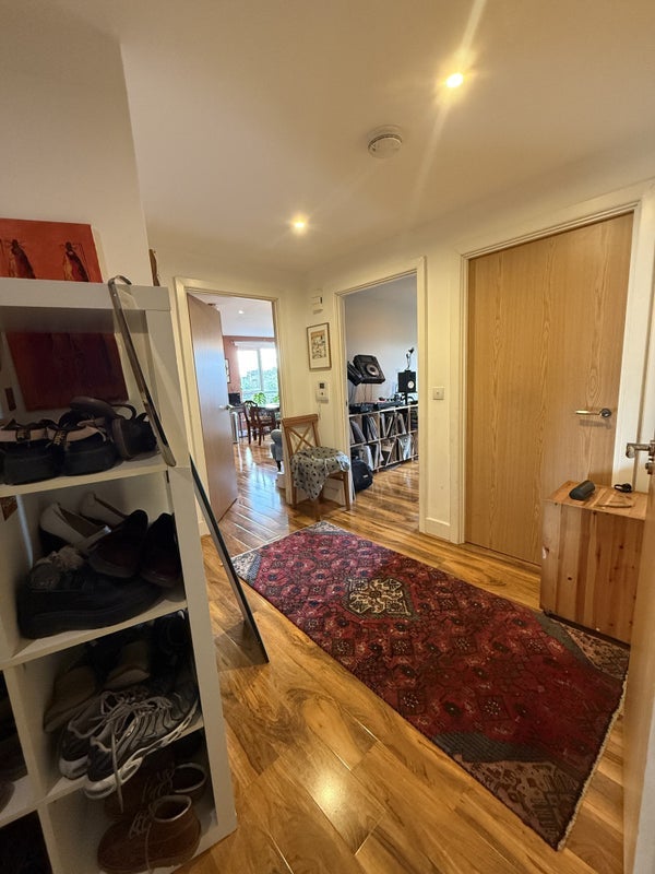 Room Canterbury Road in Greater London