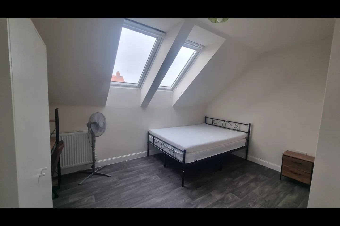 Room Weston Road in Aston Clinton
