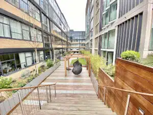 Flat Waterson Street in Greater London