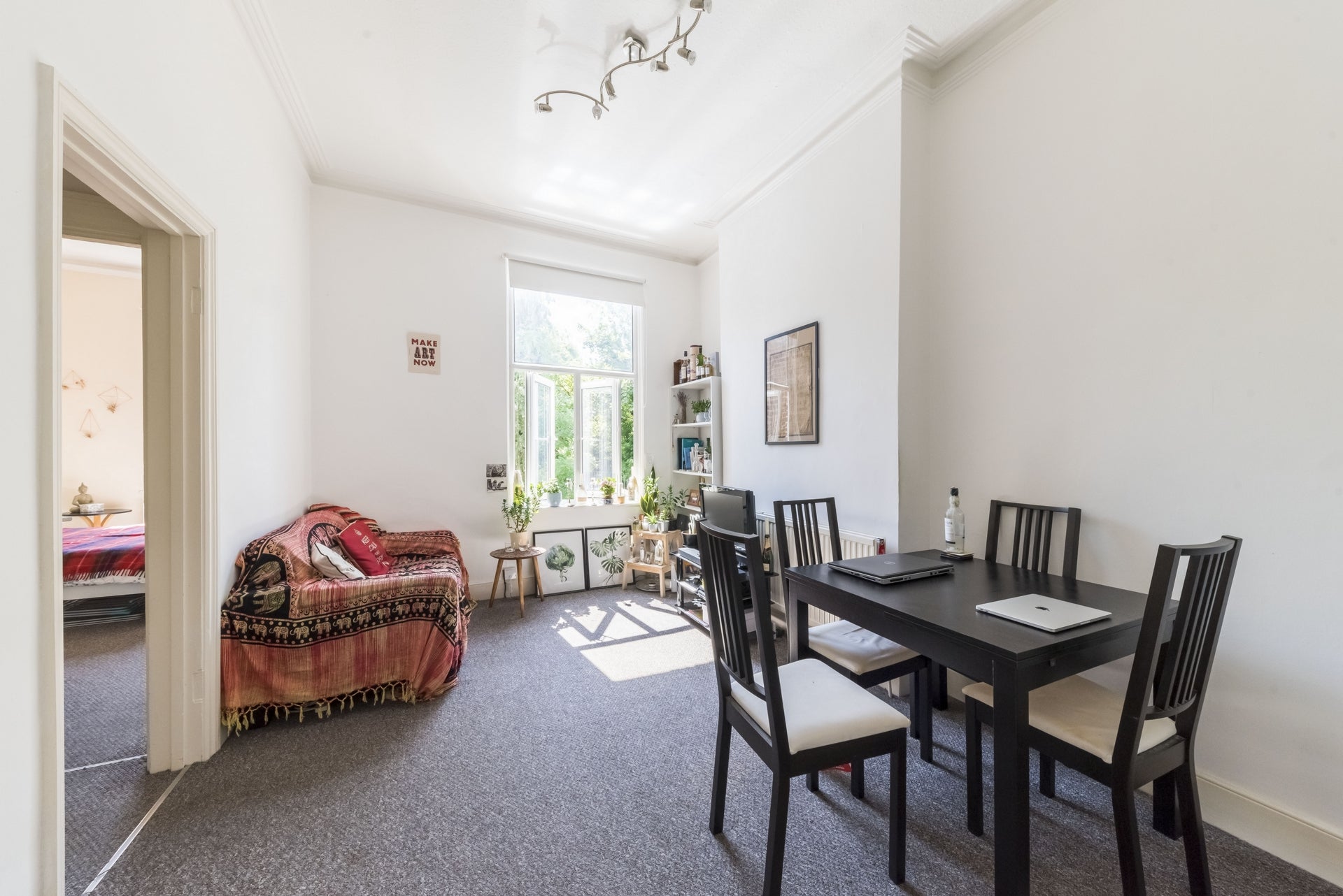 Flat Fordwych Road in Greater London