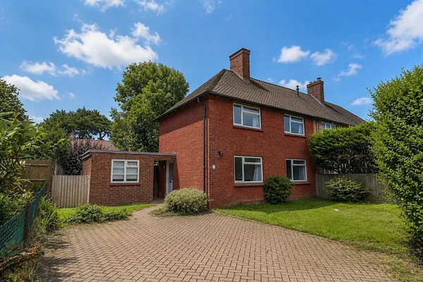 Flat Aldervale Cottages in Wealden