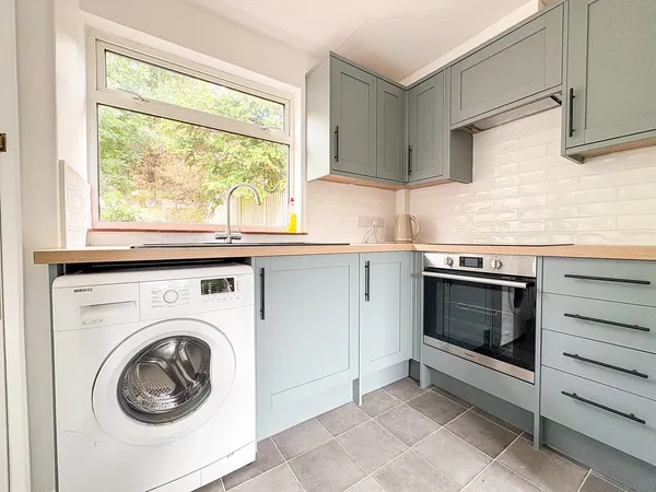 Flat Aldervale Cottages in Wealden