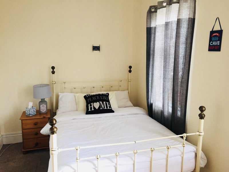 Room Dentons Green Lane in St Helens