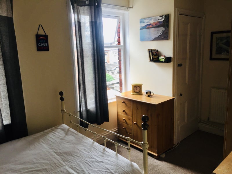 Room Dentons Green Lane in St Helens