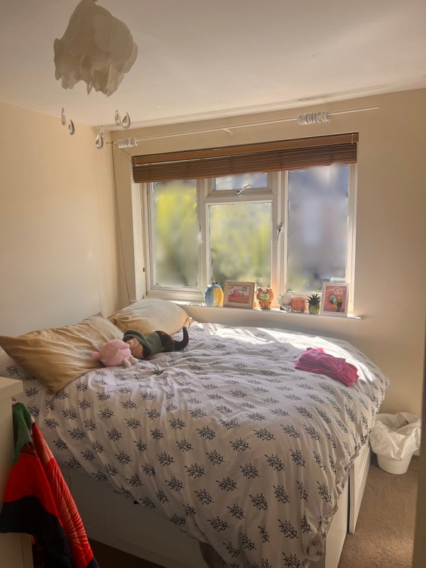 Room Halstow Road in Greater London