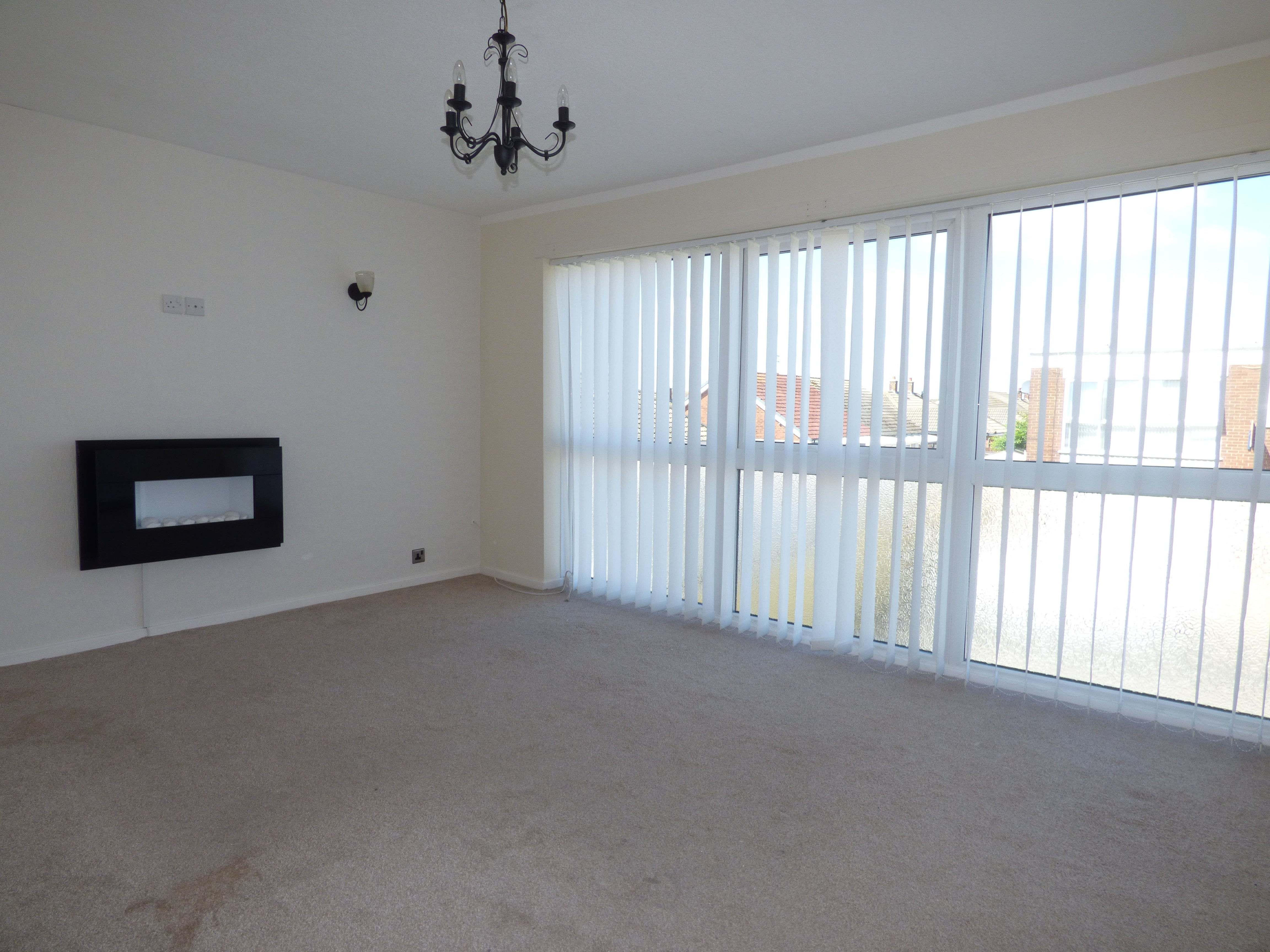 Flat East Pines Drive in Blackpool