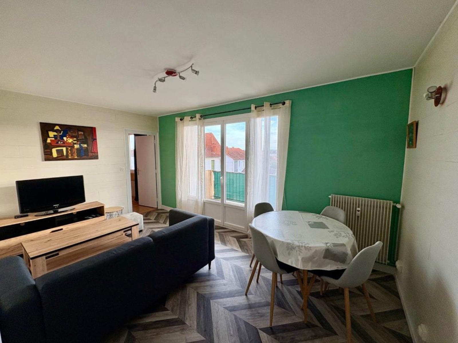Flat Rue du Château d'Eau in Riorges