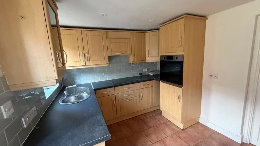 House B4425 in Cotswold District