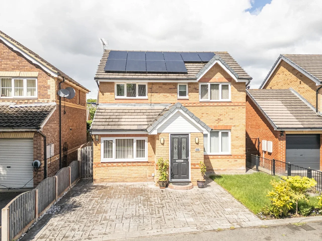 House Millwater Avenue in Kirklees