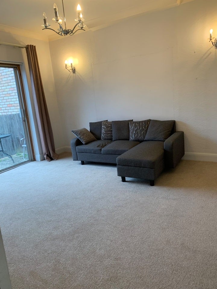 Room Arthur Road in Greater London