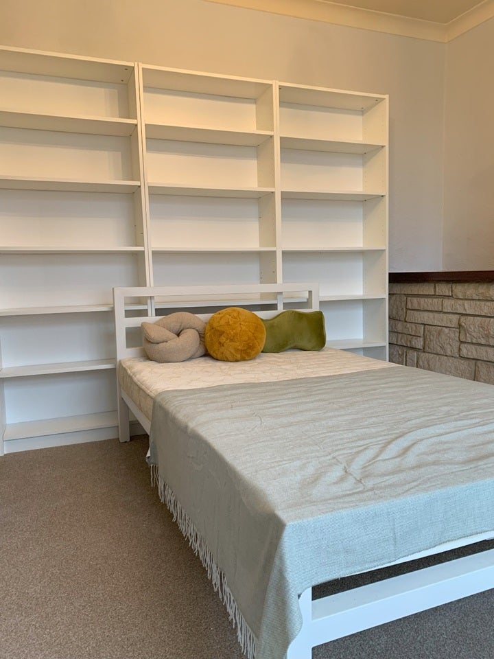 Room Arthur Road in Greater London