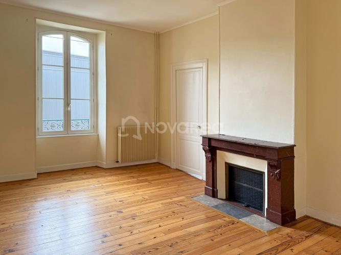 Appartement Place du Foirail à Pau