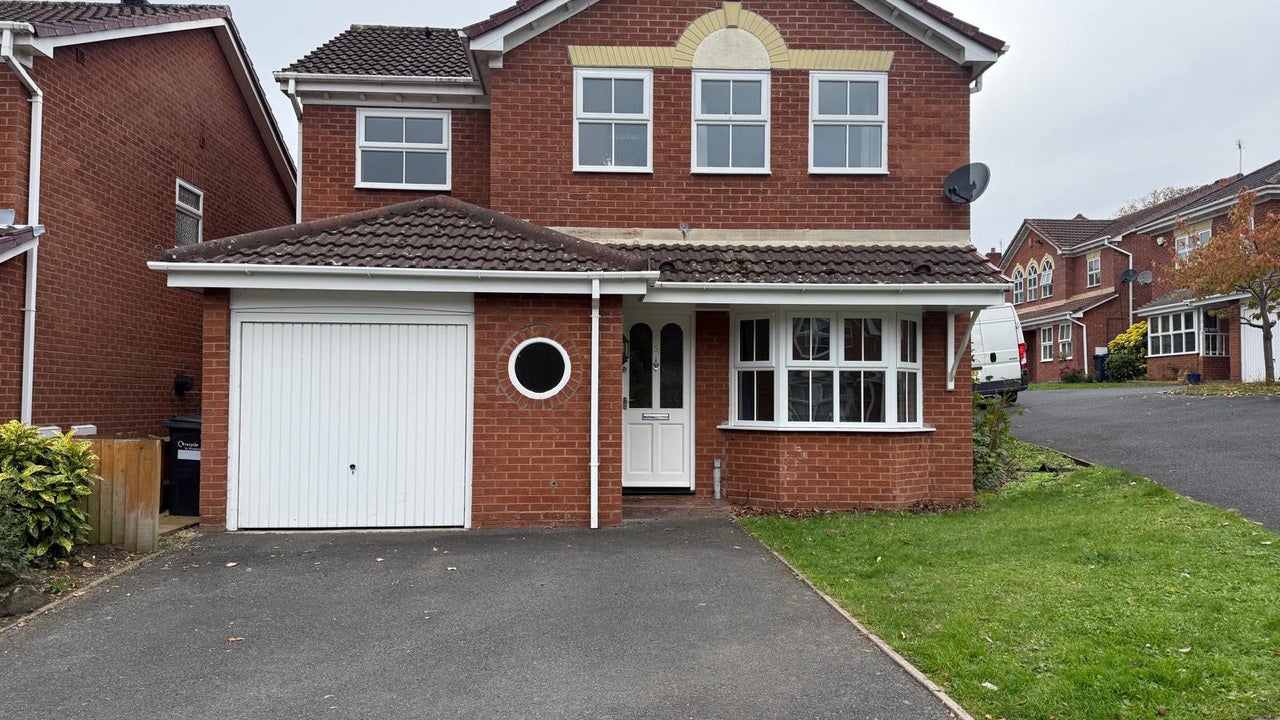 House Hemsworth Way in Shrewsbury