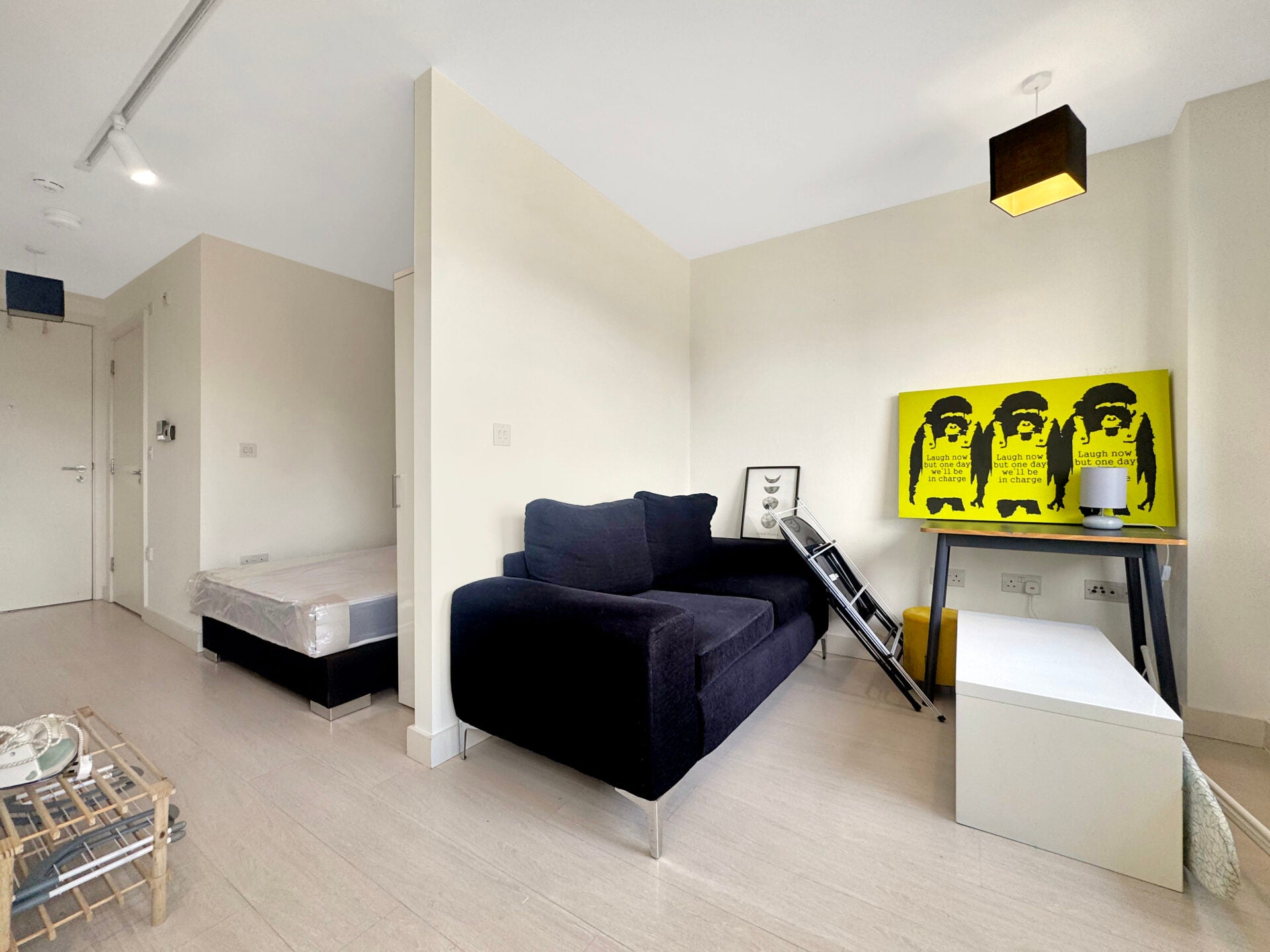 Flat Ingram Street in Leeds