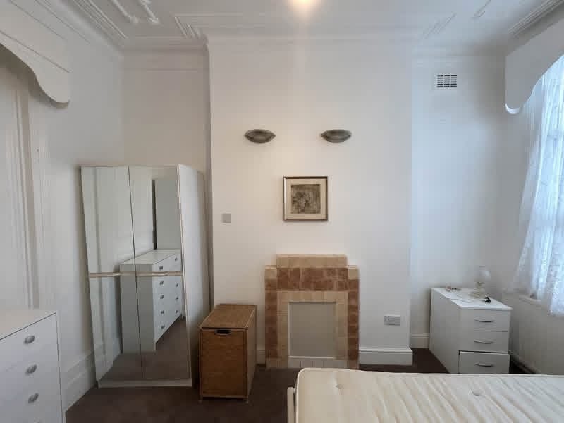 Room Priory Park Road in Greater London