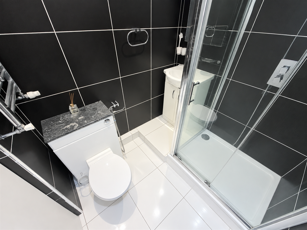 Flat Leabank View in Greater London