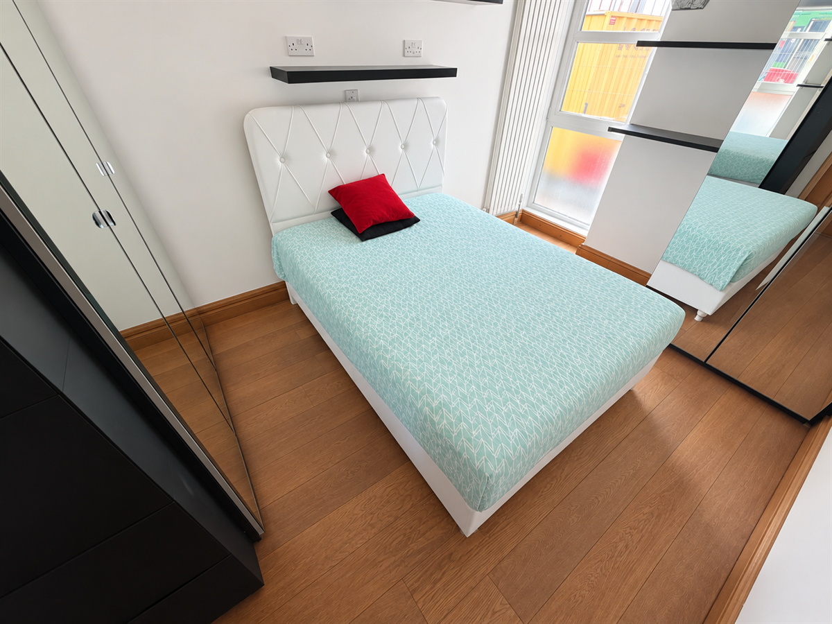 Flat Leabank View in Greater London