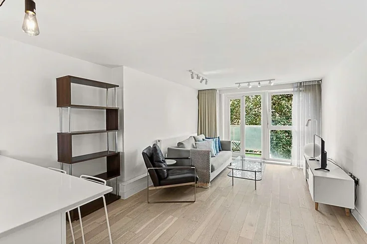 Flat Ebury Street in City of Westminster