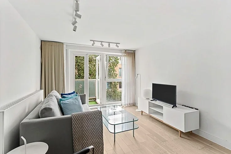 Flat Ebury Street in City of Westminster