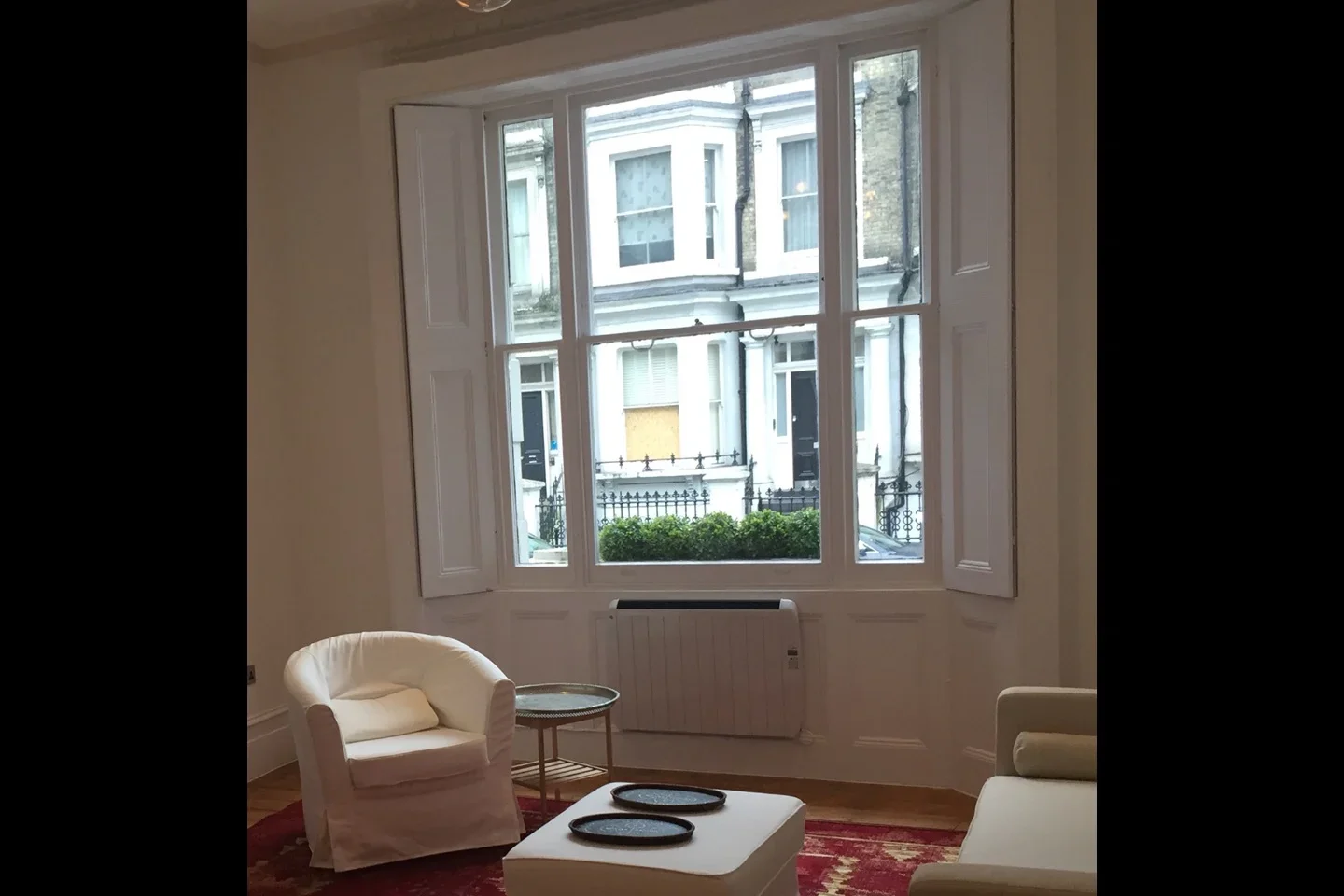 Flat Finborough Road in Greater London