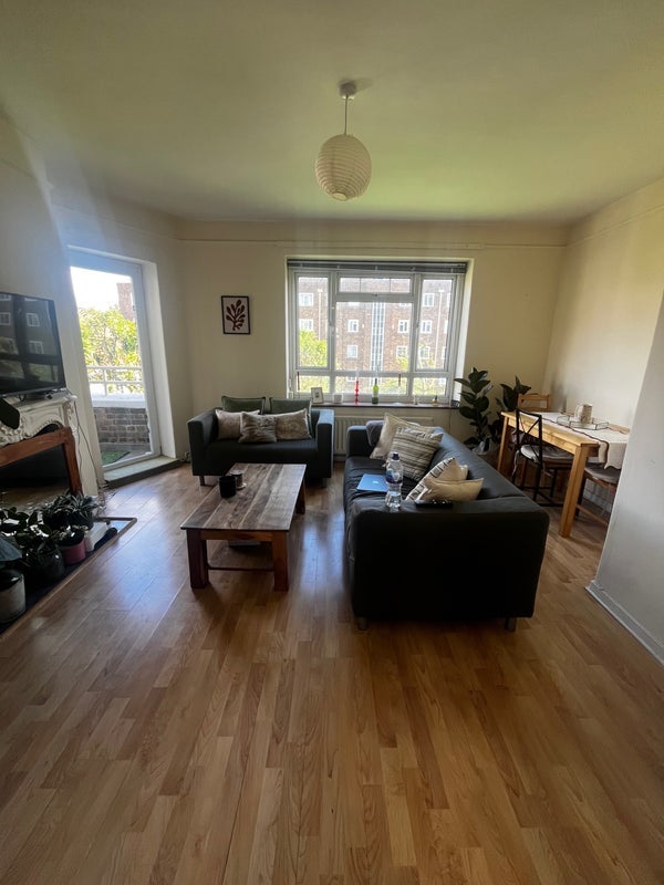 Room Balham Hill in Greater London