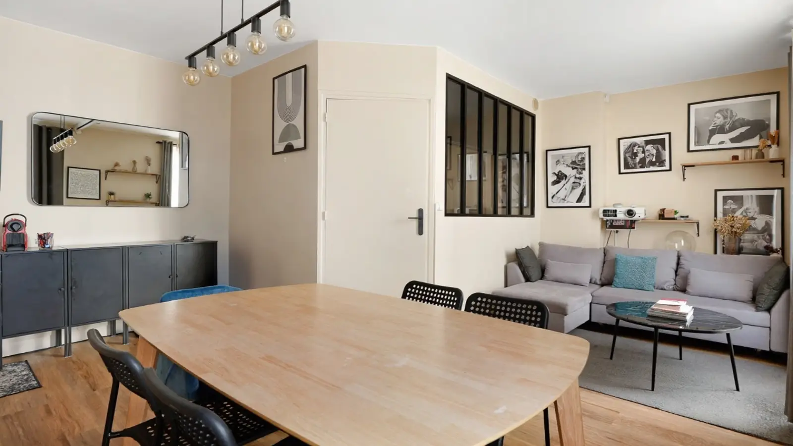 Appartement Rue Saint-Denis à Paris