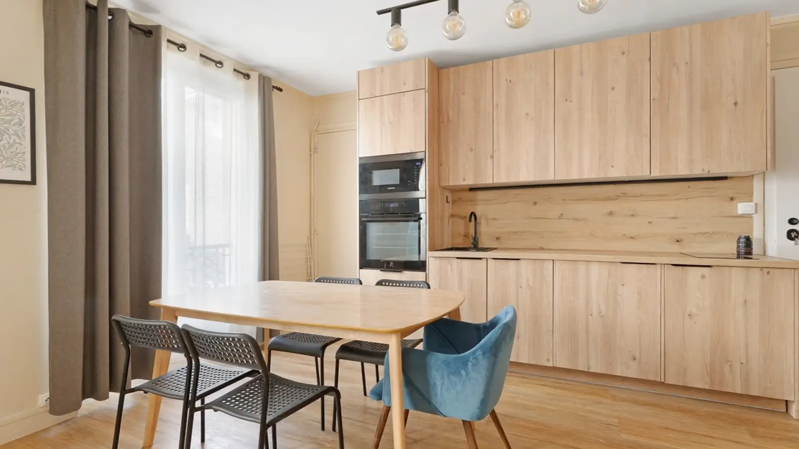 Appartement Rue Saint-Denis à Paris