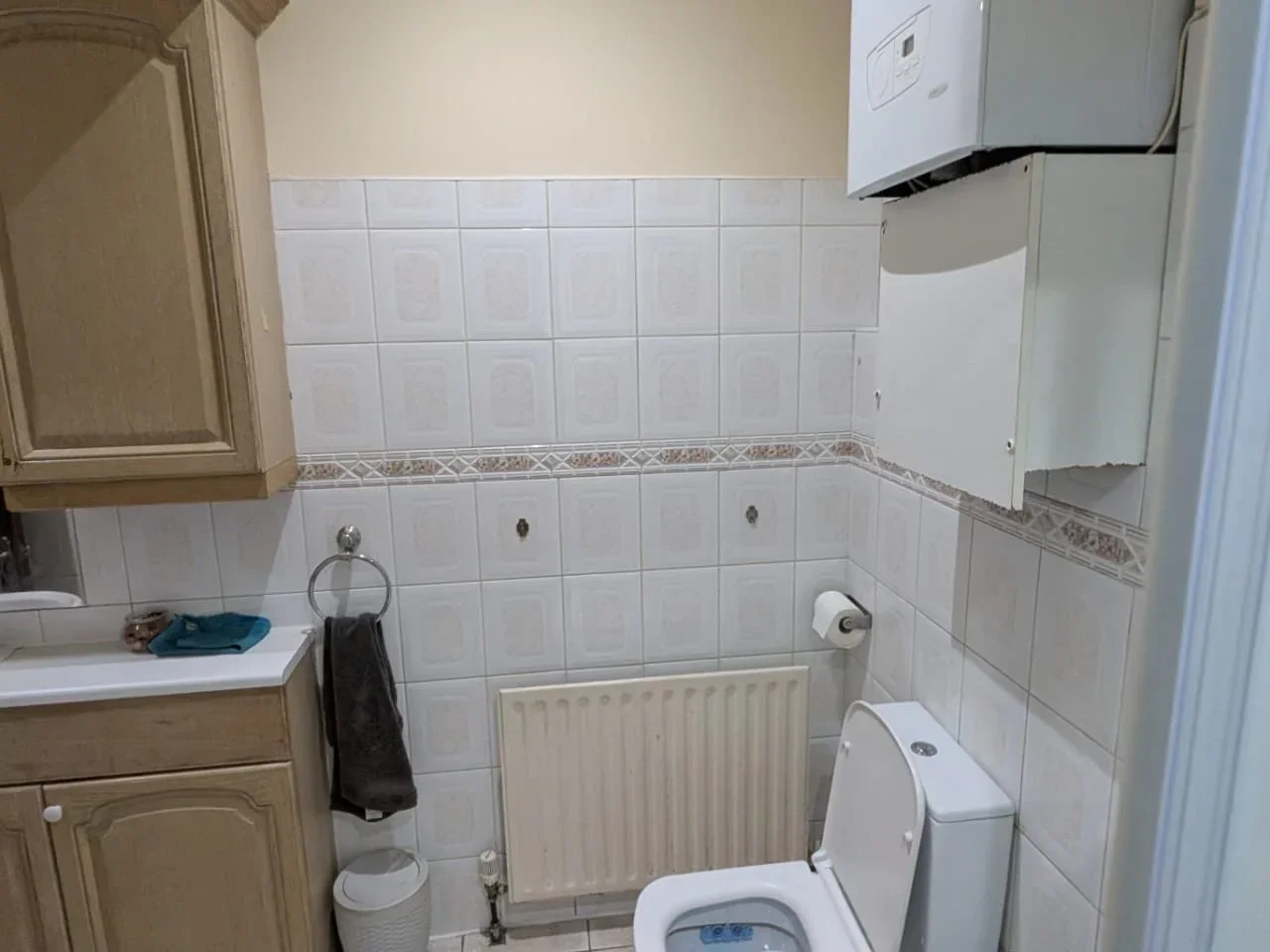 Room Leander Road in Greater London