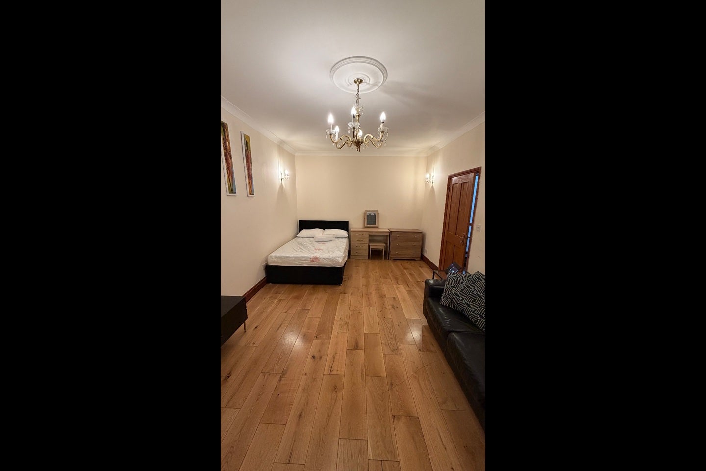 Room Leander Road in Greater London