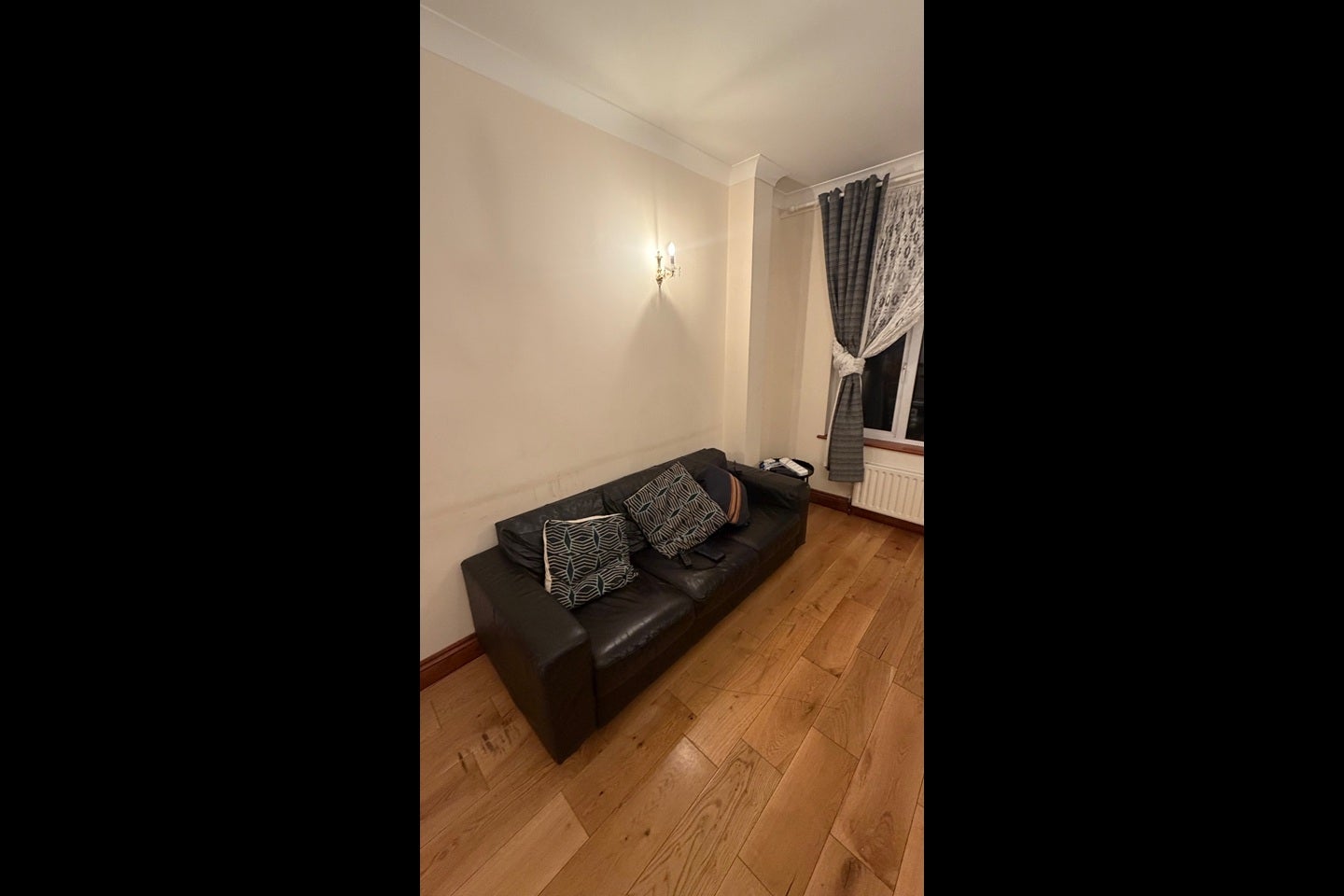 Room Leander Road in Greater London