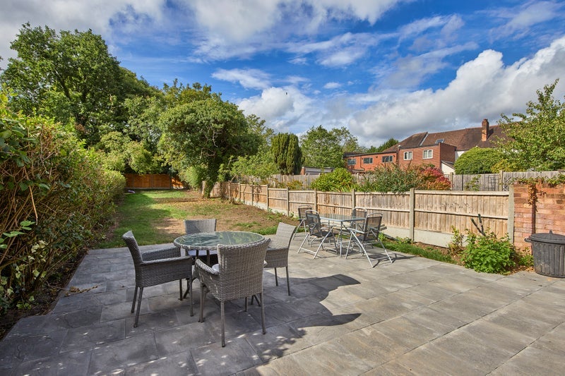 Room Barrington Road in Metropolitan Borough of Solihull