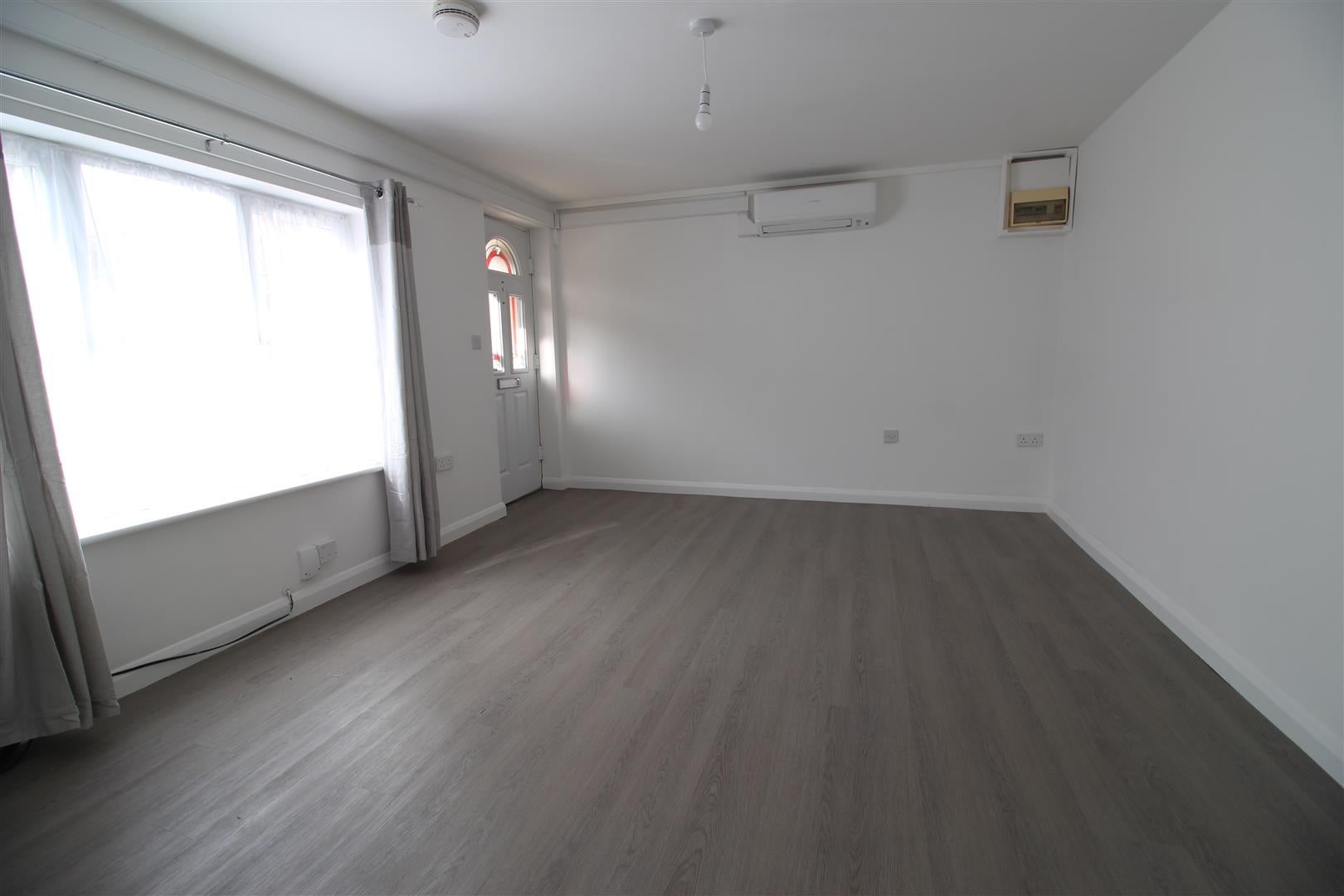 Flat York Road in Rushden