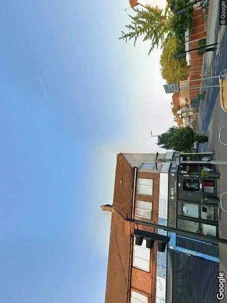 House Ewell Road in Greater London