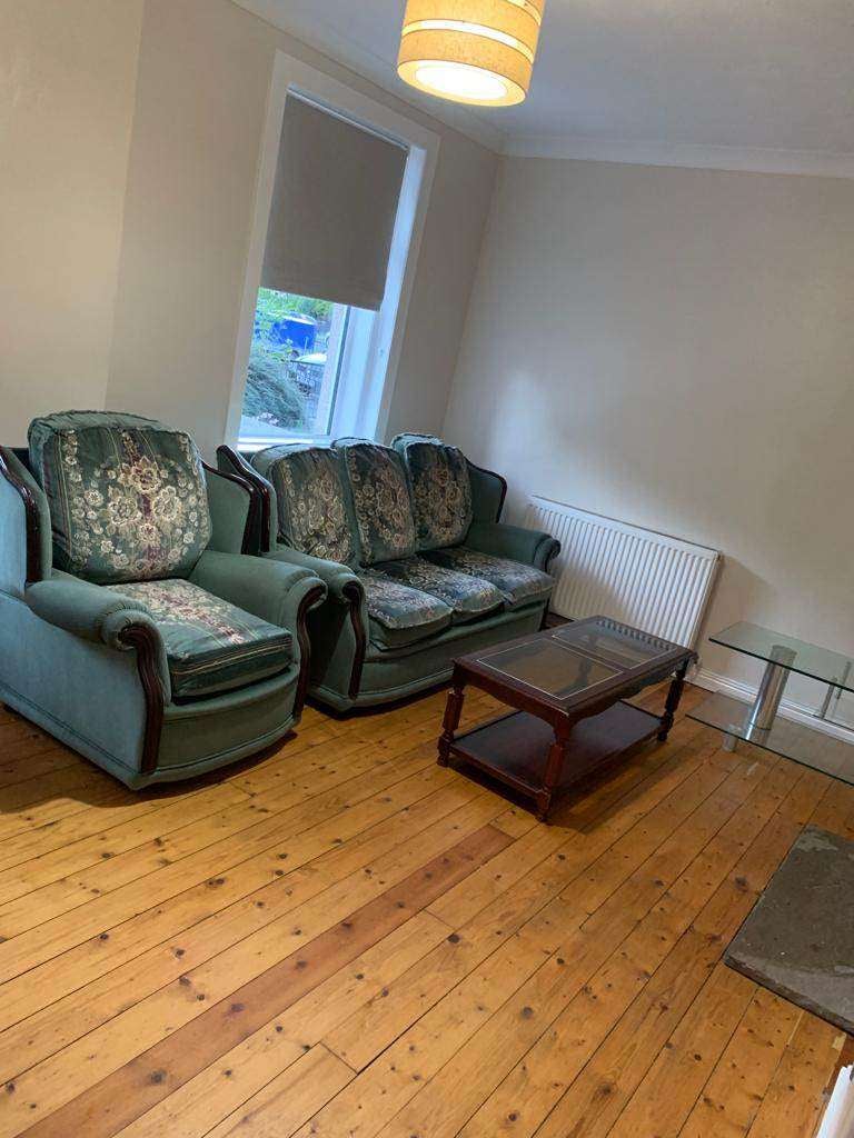 Flat Loganlea Drive in City of Edinburgh