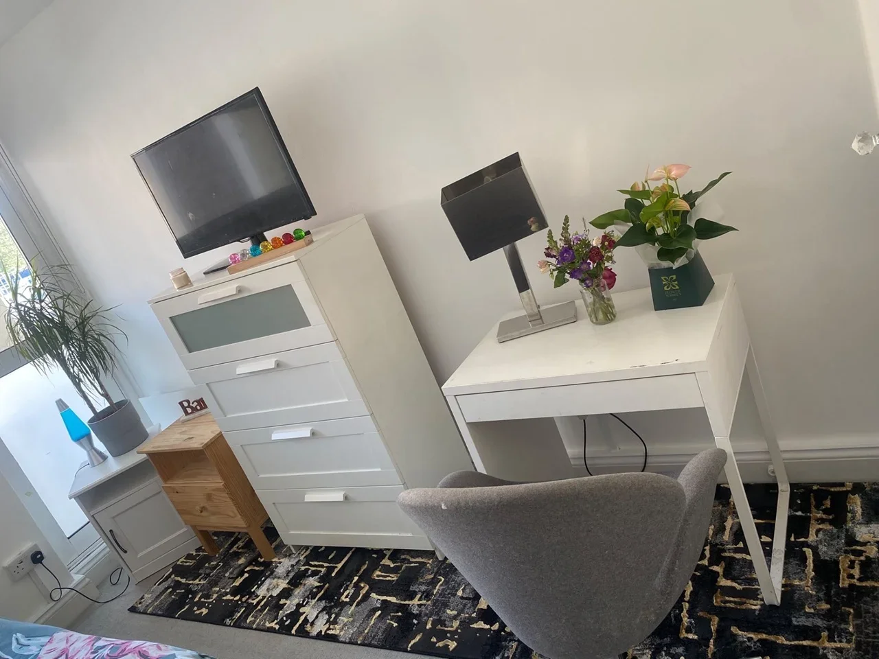 Room Fulham Road in Greater London