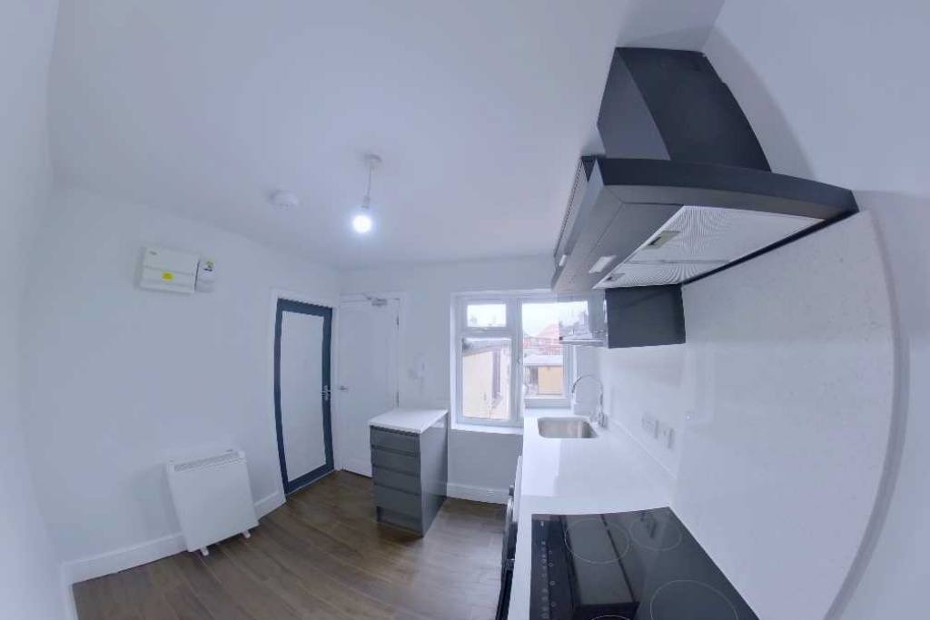 Flat Vicarage Road in Birmingham