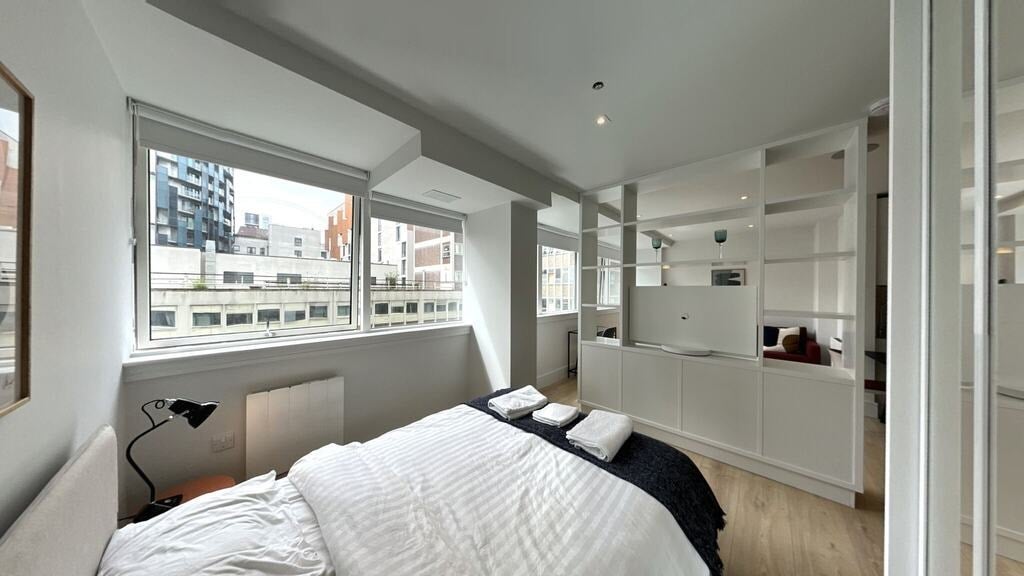 Flat Humphry Repton Lane in Greater London
