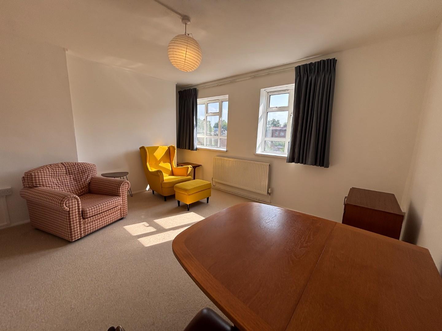 Flat Glazebrook Close in Greater London
