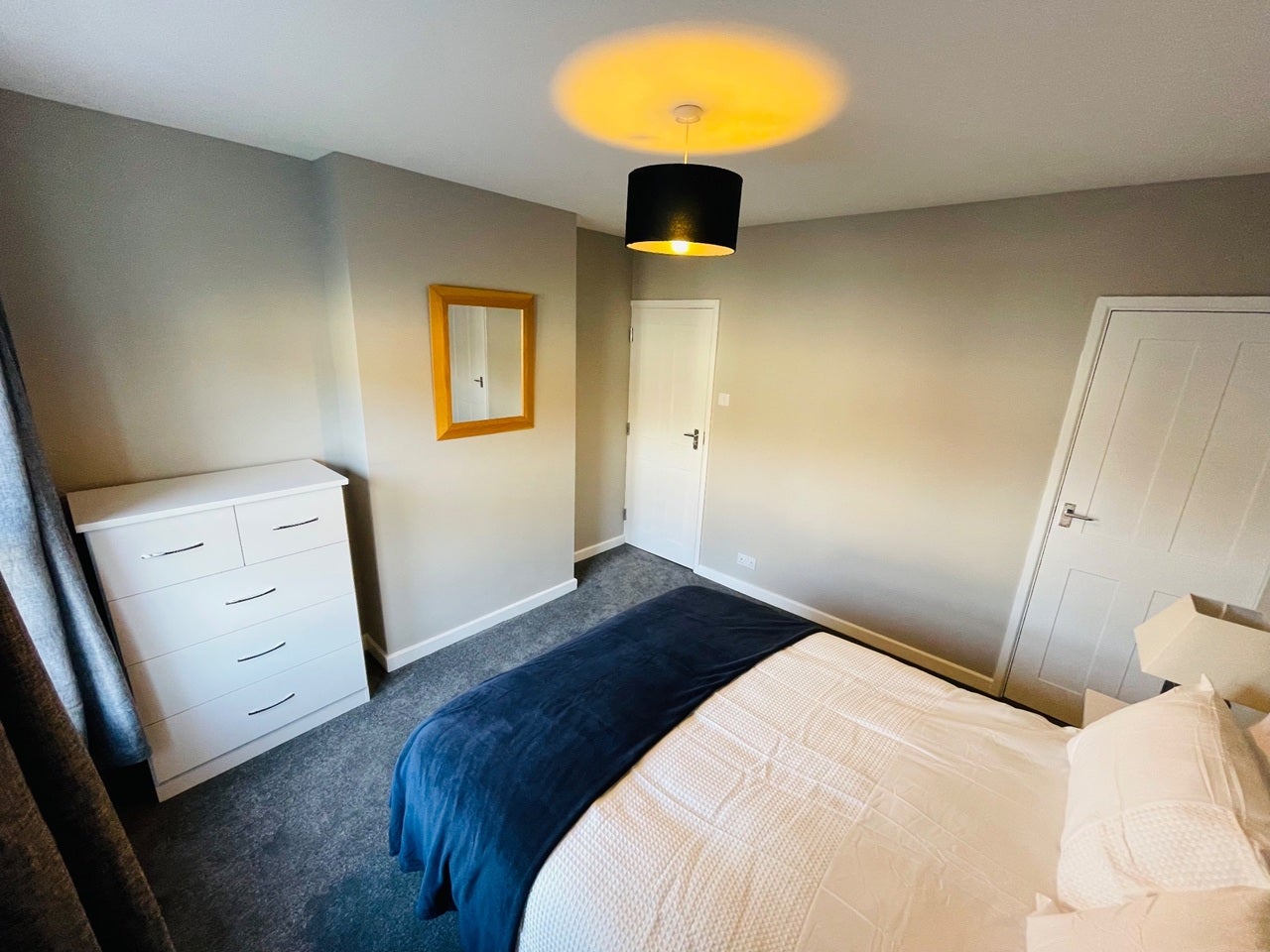 Room Queens Walk in Peterborough