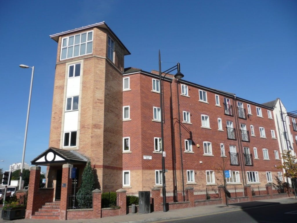 Flat Stretford Road in Manchester