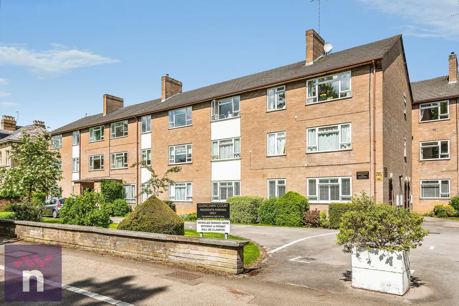 Flat Lansdown Road in Cheltenham