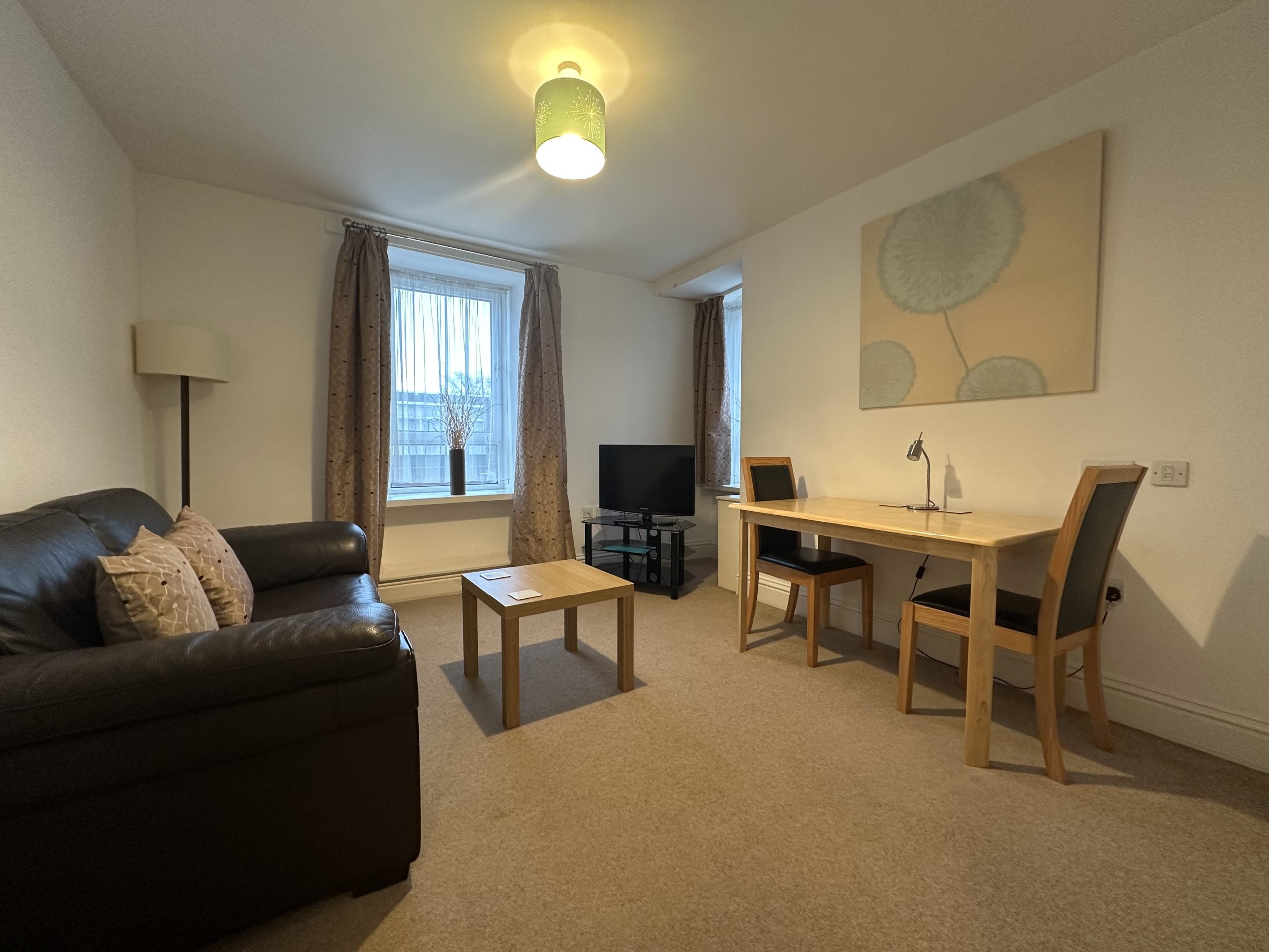 Flat Holburn Street in Aberdeen City